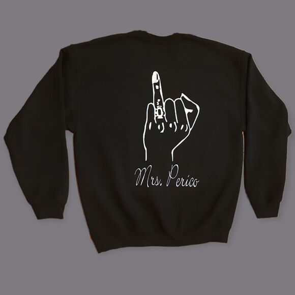 NWT Wool + Pepper Co. Custom Engaged Ring Finger Crewneck Sweatshirt - Picture 1 of 6